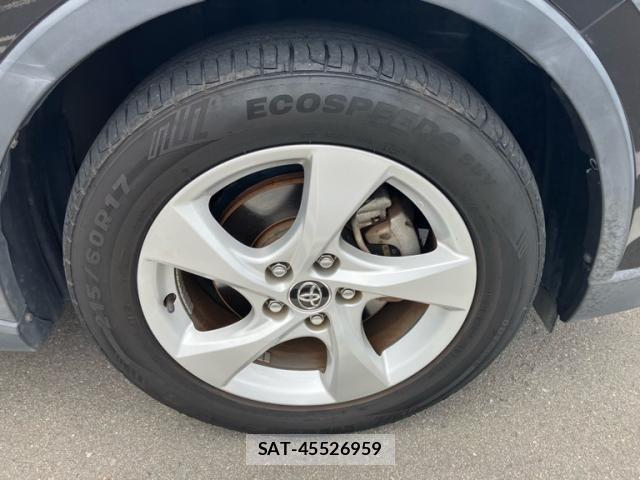 Toyota C-HR 2018-02 8658405-4