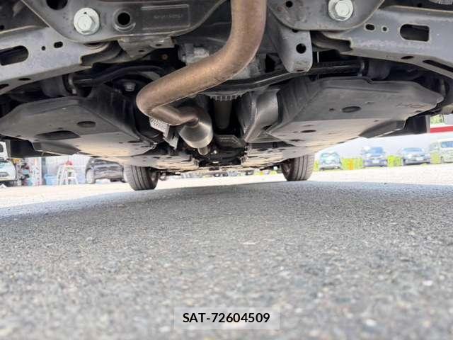 Toyota C-HR 2017-06 8685294-22