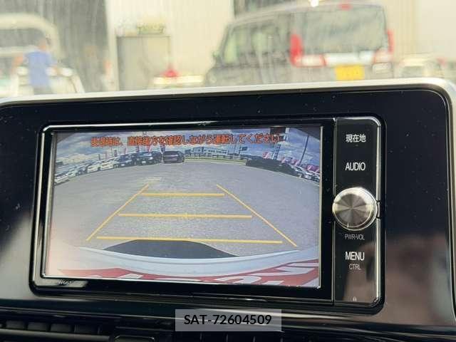 Toyota C-HR 2017-06 8685294-6
