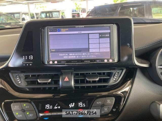 Toyota C-HR 2019-02 8779750-11