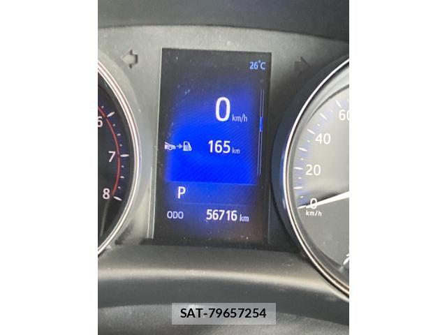 Toyota C-HR 2019-02 8779750-14
