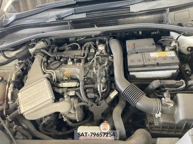 Toyota C-HR 2019-02 8779750-17
