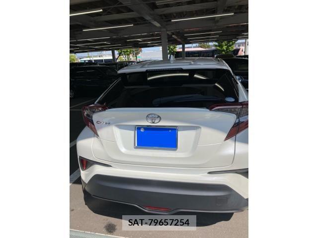 Toyota C-HR 2019-02 8779750-1