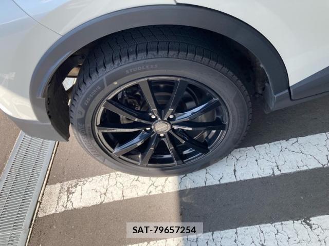 Toyota C-HR 2019-02 8779750-3