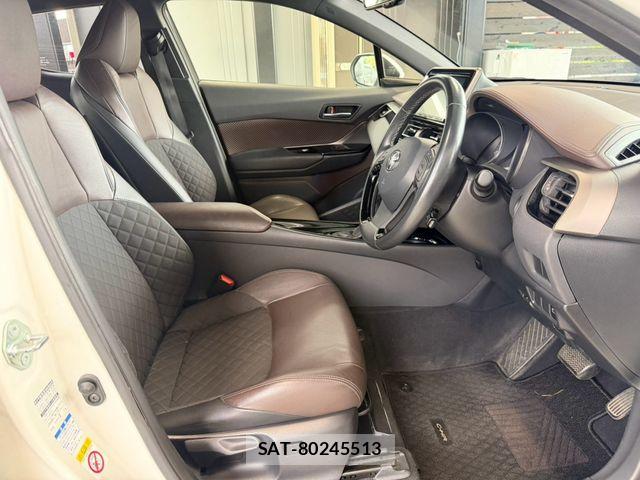 Toyota C-HR 2019-03 8828221-10