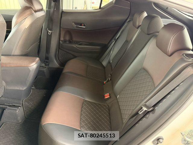 Toyota C-HR 2019-03 8828221-13