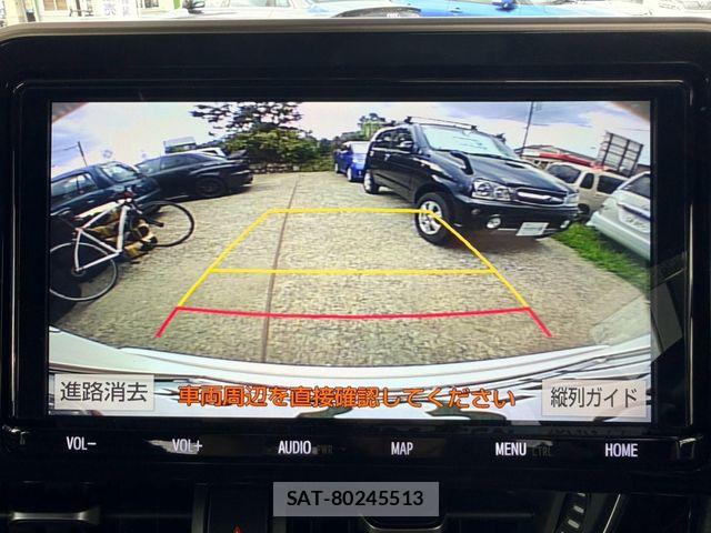Toyota C-HR 2019-03 8828221-22