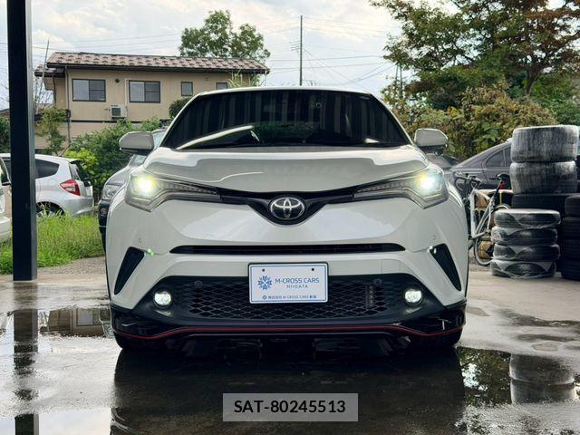 Toyota C-HR 2019-03 8828221-6