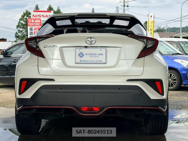 Toyota C-HR 2019-03 8828221-7
