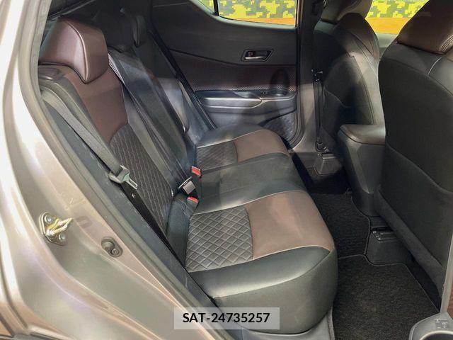 Toyota C-HR 2019-03 8879081-9