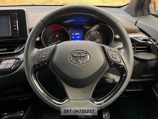 Toyota C-HR 2019-03 8879081-11