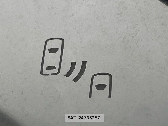 Toyota C-HR 2019-03 8879081-2