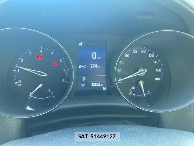 Toyota C-HR 2022-02 8883411-15