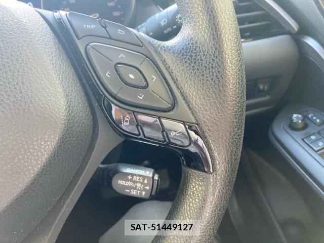 Toyota C-HR 2022-02 8883411-19