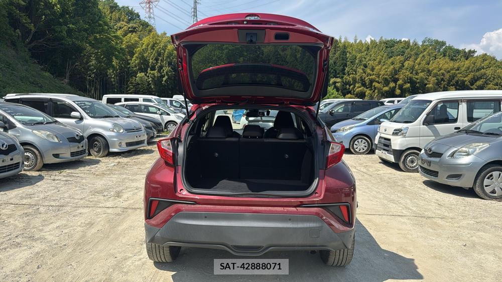 Toyota C-HR 2017 6634474-21