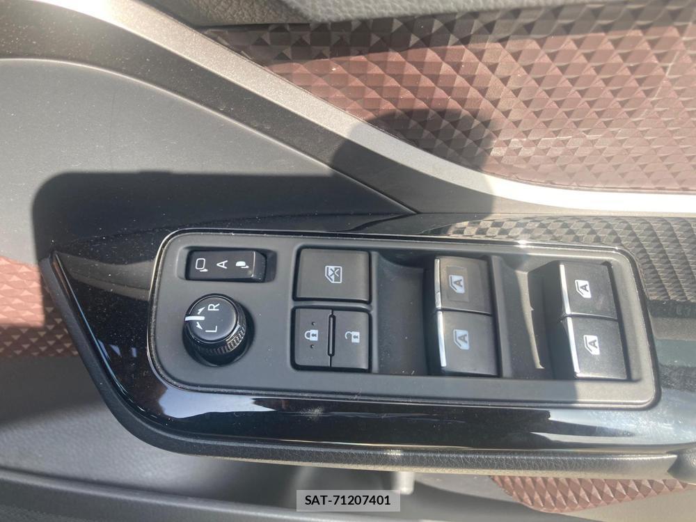 Toyota C-HR 2017 1305395-20