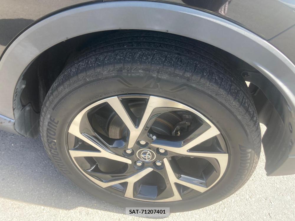 Toyota C-HR 2017 1305395-31