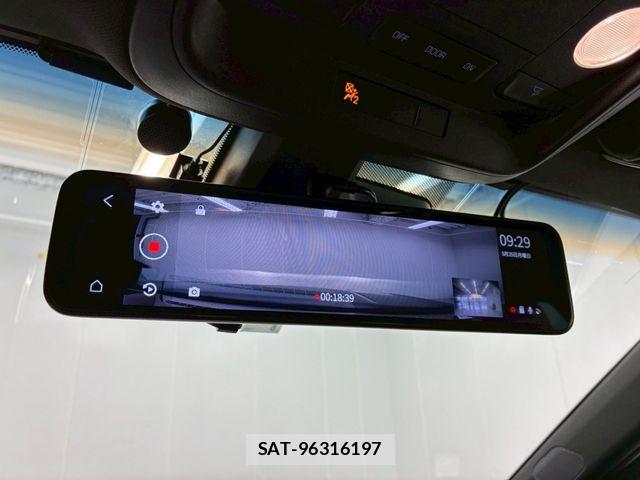 Cadillac ATS 2017-06 7057795-2