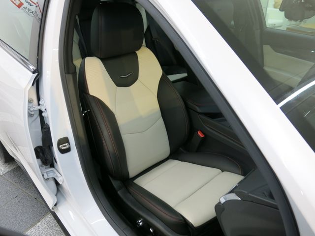 Cadillac CT5 2022-05 474482-21