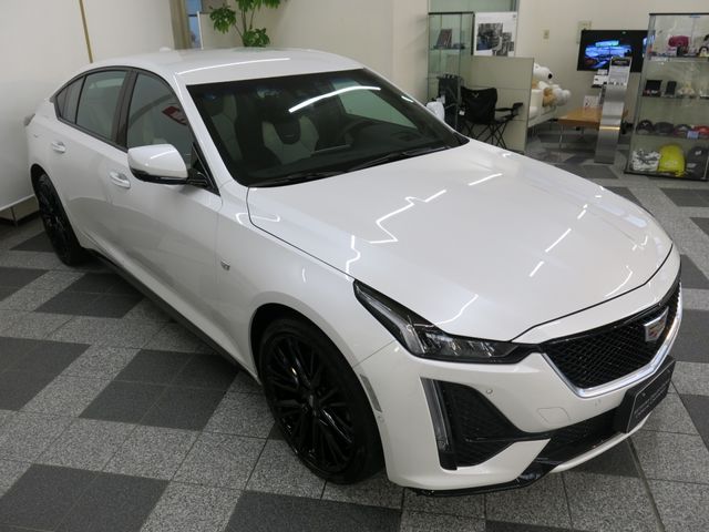 Cadillac CT5 2022-05 474482-3
