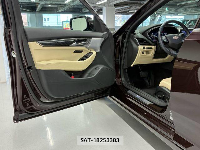 Cadillac CT5 2021-07 8523859-17