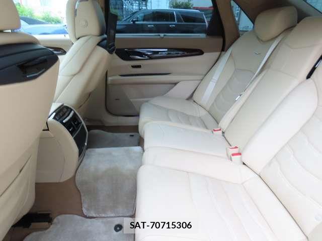 Cadillac CT6 2016-10 7215665-5