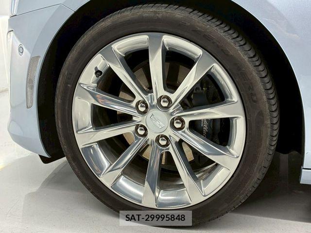 Cadillac CTS 2018-01 6814113-16