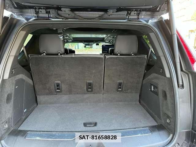 Cadillac ESCALADE 2024-09 1267410-16