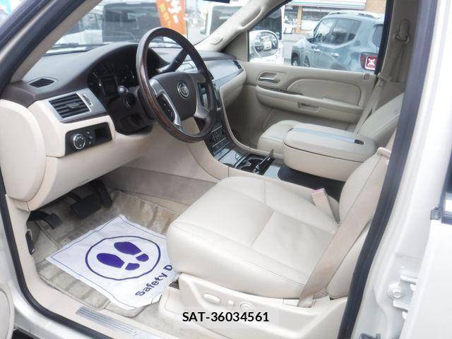 Cadillac ESCALADE 2013-12 1275426-9
