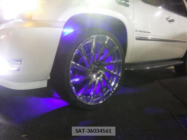 Cadillac ESCALADE 2013-12 1275426-28