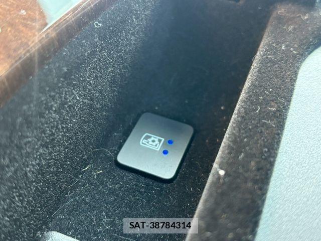 Cadillac ESCALADE 2023-01 2726748-29