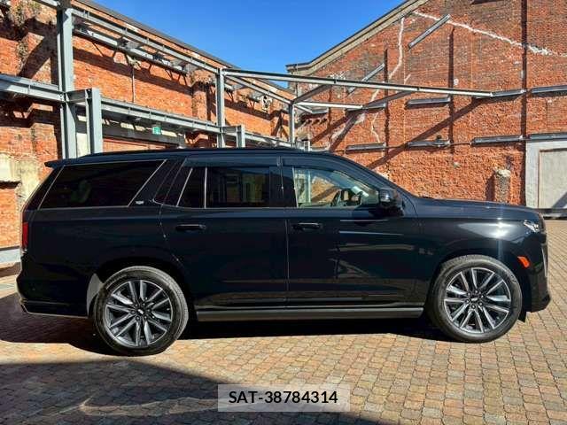 Cadillac ESCALADE 2023-01 2726748-8