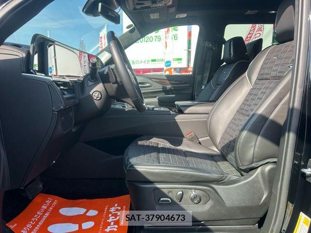 Cadillac ESCALADE 2022-12 4138650-14