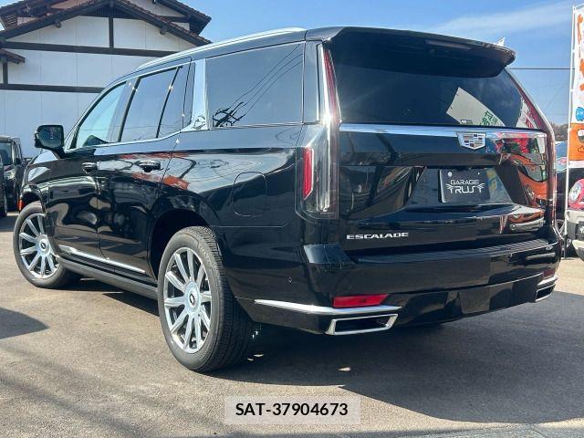 Cadillac ESCALADE 2022-12 4138650-4