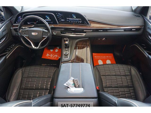 Cadillac ESCALADE 2021-07 6263352-1