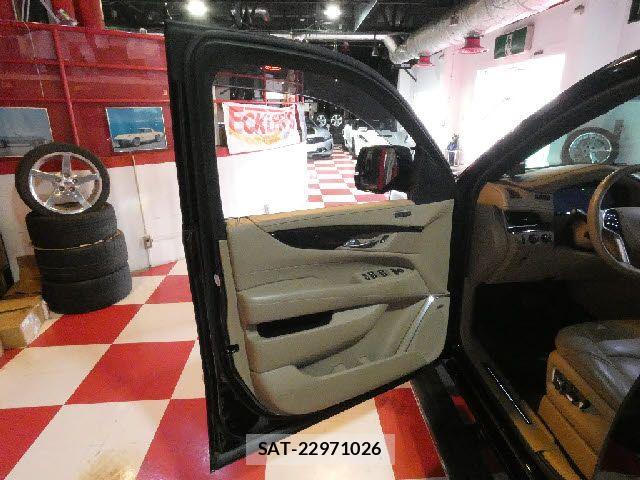 Cadillac ESCALADE 2018-12 6275946-10