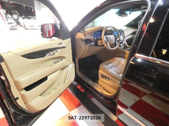 Cadillac ESCALADE 2018-12 6275946-11