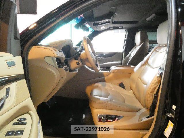 Cadillac ESCALADE 2018-12 6275946-12