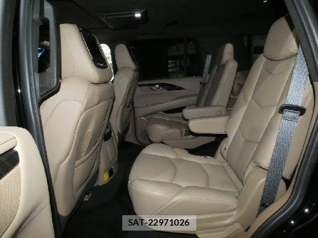 Cadillac ESCALADE 2018-12 6275946-17