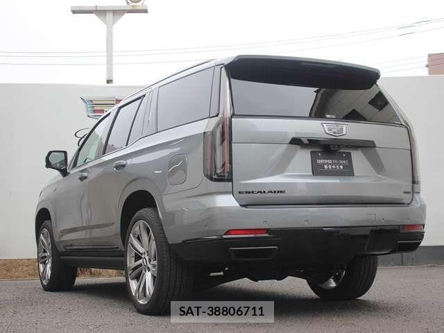 Cadillac ESCALADE 2025-12 6670669-9