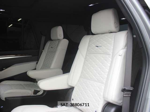 Cadillac ESCALADE 2025-12 6670669-14