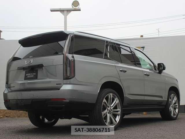 Cadillac ESCALADE 2025-12 6670669-2