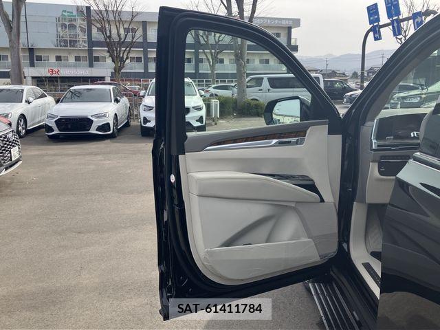 Cadillac ESCALADE 2025-12 7057798-5