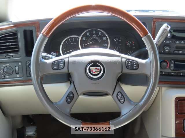 Cadillac ESCALADE 2003-12 7215666-9