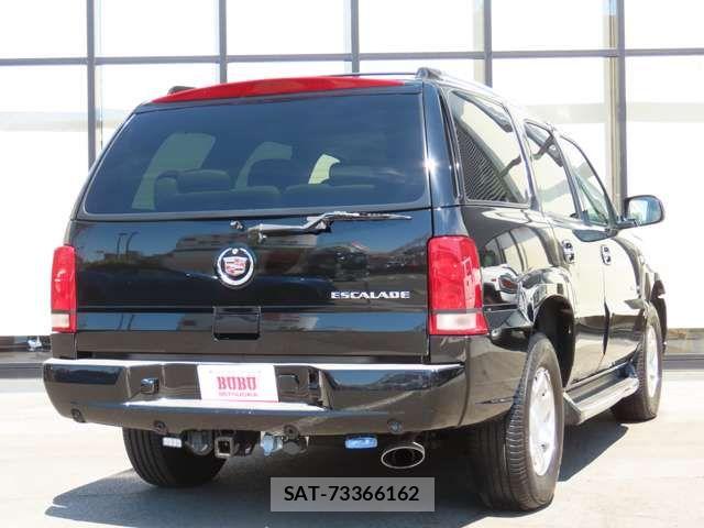 Cadillac ESCALADE 2003-12 7215666-2