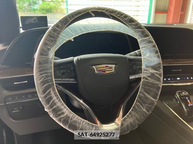 Cadillac ESCALADE 2024-12 7249977-12