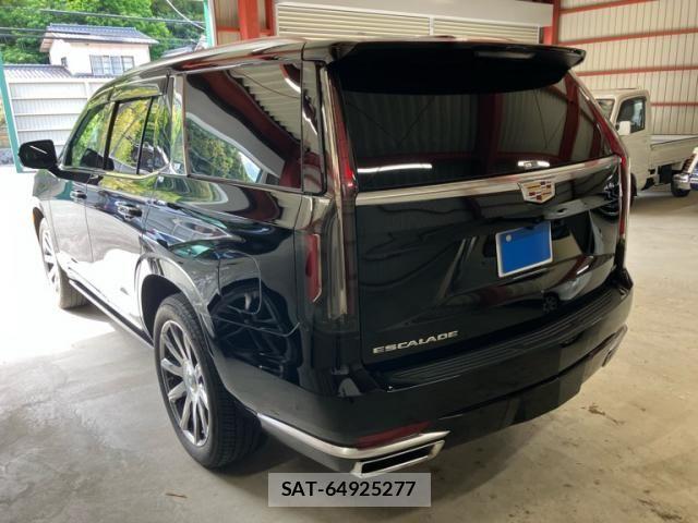 Cadillac ESCALADE 2024-12 7249977-1