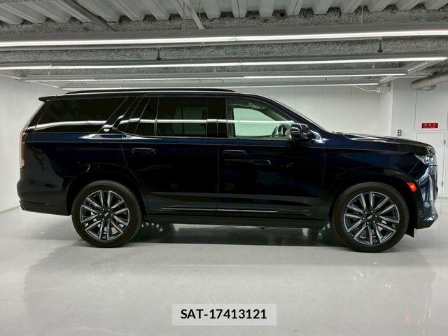 Cadillac ESCALADE 2022-01 7249982-11
