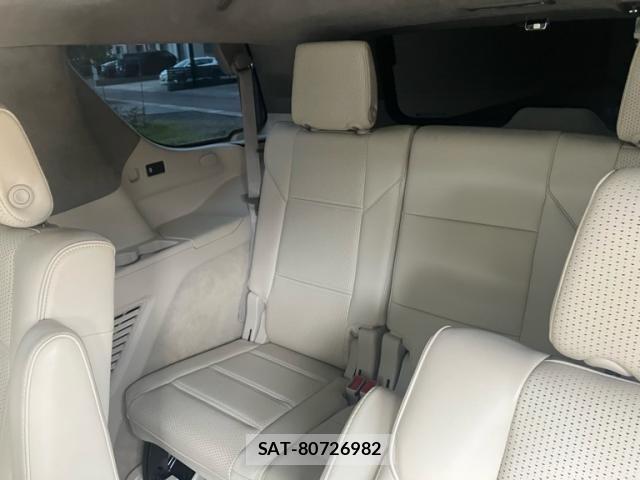 Cadillac ESCALADE 2021-11 7453296-9