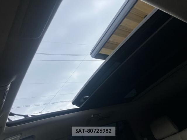 Cadillac ESCALADE 2021-11 7453296-18
